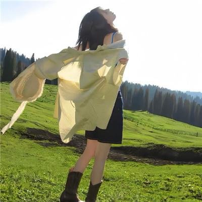 桃花暗里鹤长音